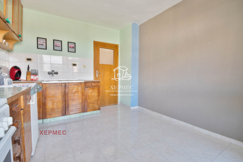 Продава 3-СТАЕН, гр. Бургас, Център, снимка 8 - Апартаменти - 52343755