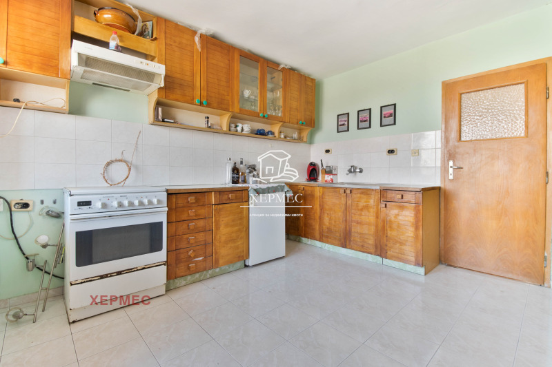 Продава 3-СТАЕН, гр. Бургас, Център, снимка 6 - Апартаменти - 52343755