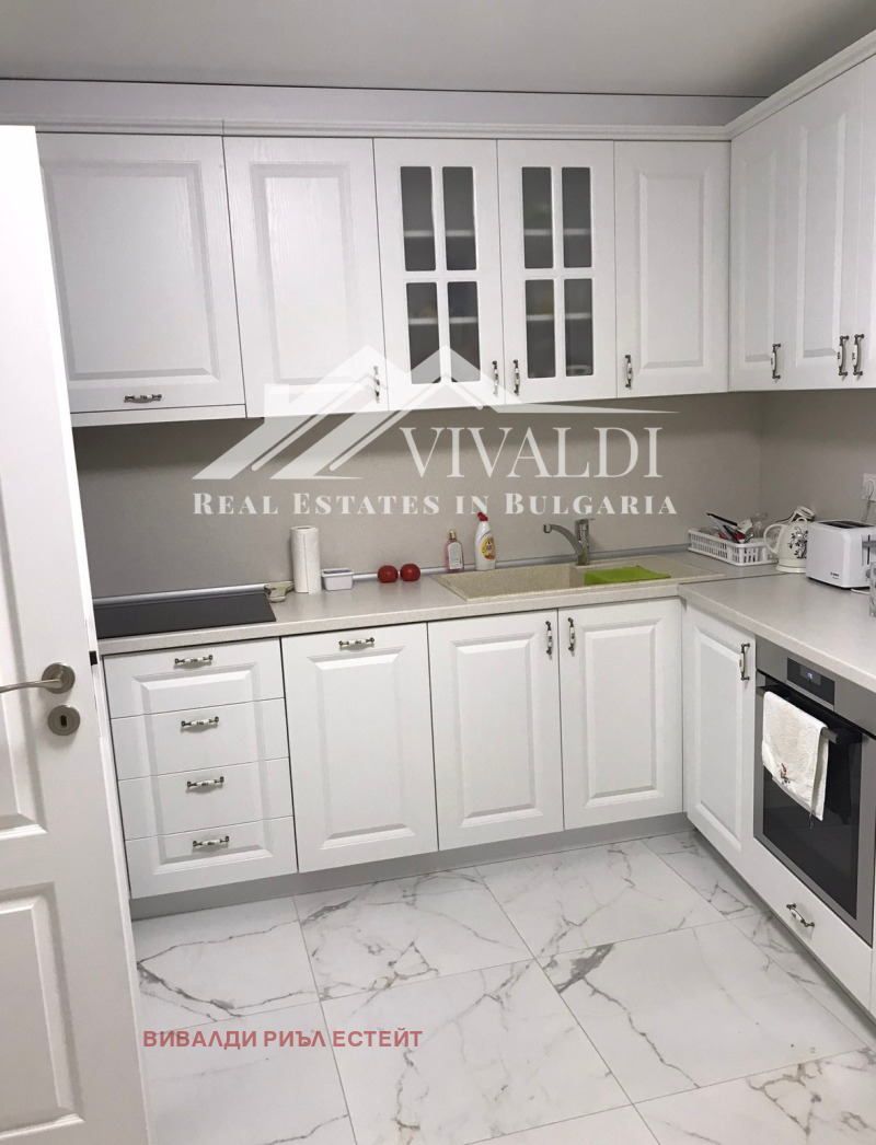 Продава 3-СТАЕН, гр. Варна, Чайка