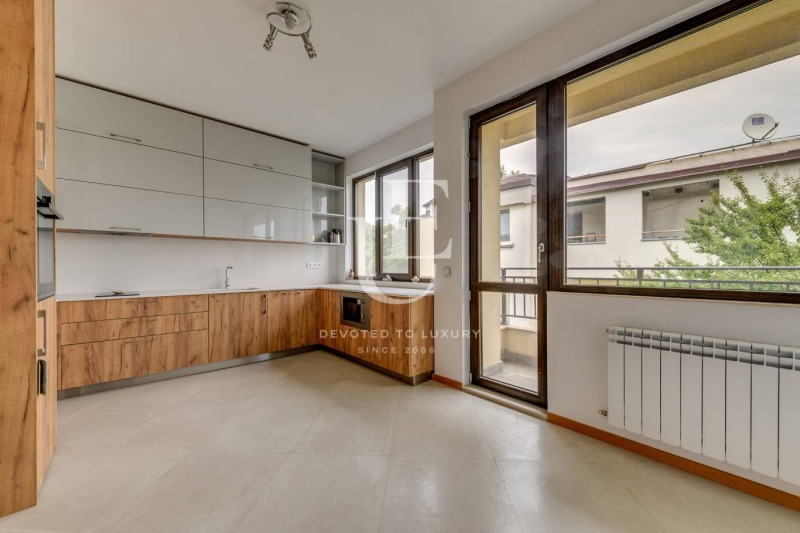 Продаја  3 спаваће собе Софија , Карпузица , 202 м2 | 97655315 - слика [6]