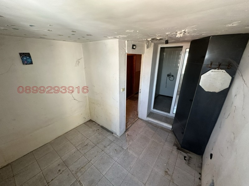 Продава АТЕЛИЕ, ТАВАН, гр. Силистра, Център