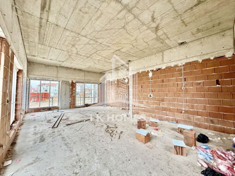 Продава КЪЩА, с. Първенец, област Пловдив, снимка 4 - Къщи - 53176507