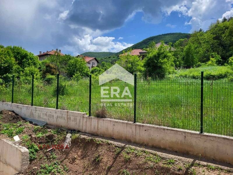 Продава КЪЩА, гр. София, с. Лозен
