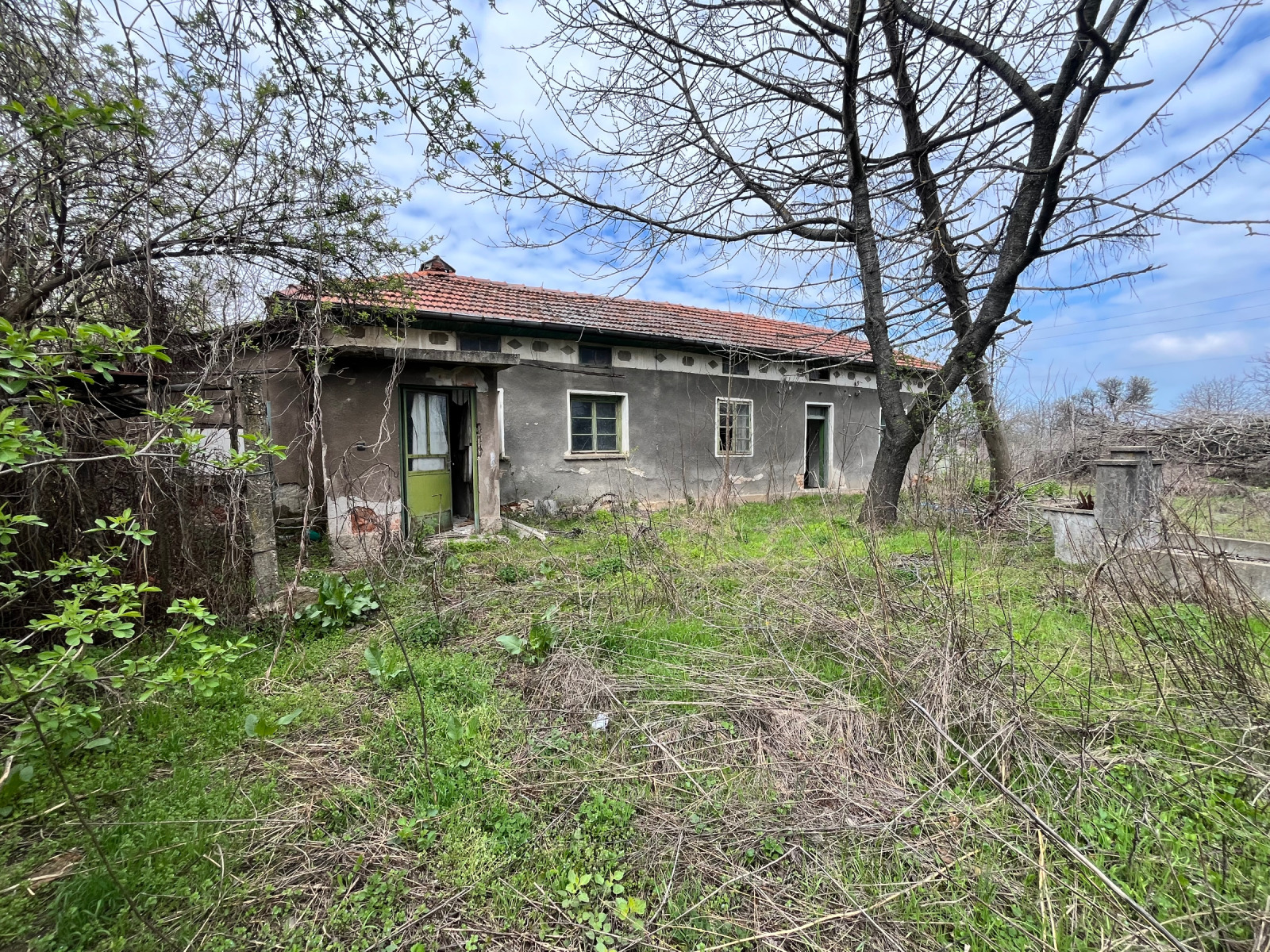 Продава КЪЩА, с. Любеново, област Плевен