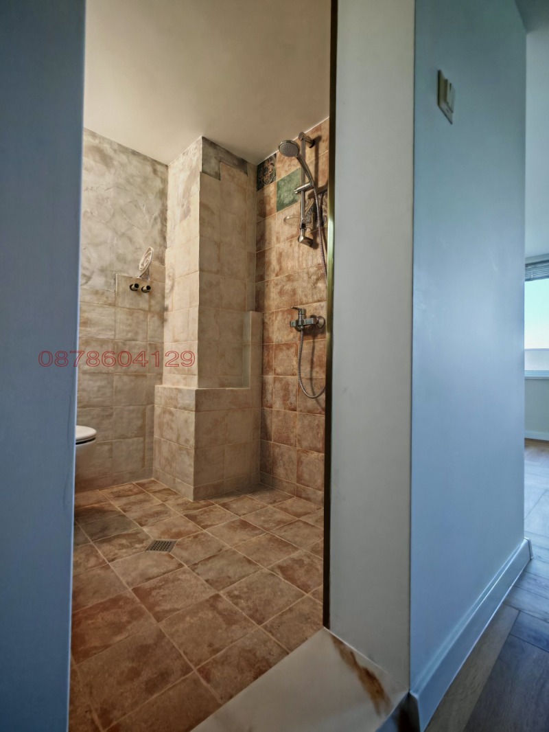 De vânzare  2 dormitoare Plovdiv , Țentâr , 132 mp | 20885860 - imagine [13]