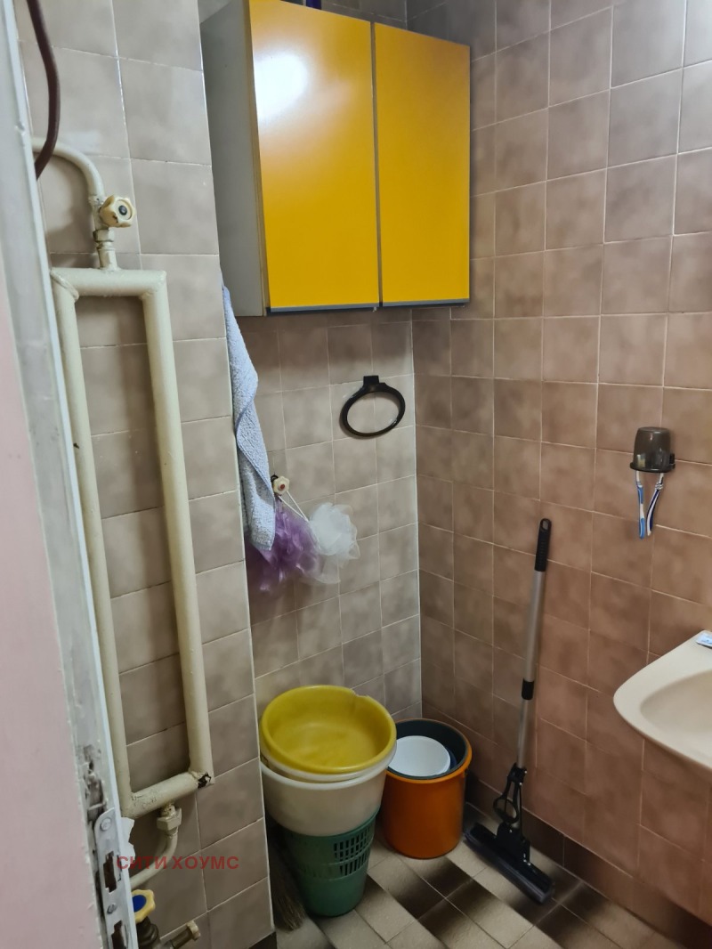 Продава 3-СТАЕН, гр. Кърджали, Център, снимка 13 - Апартаменти - 52577911