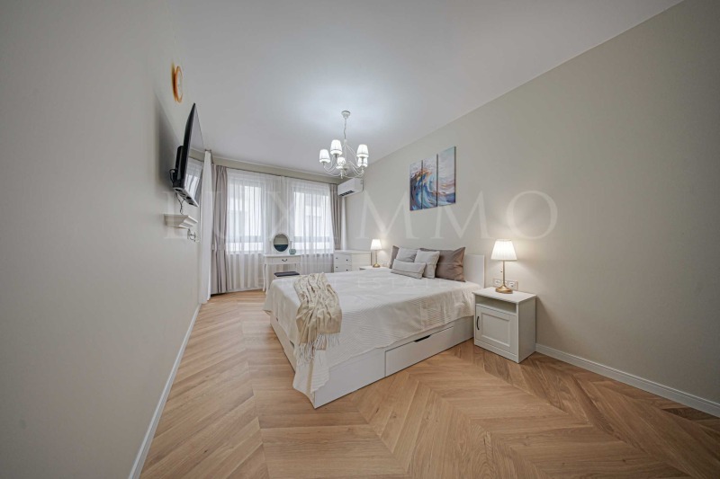 Myytävänä  3 makuuhuonetta Sofia , Hladilnika , 150 neliömetriä | 73751121 - kuva [12]