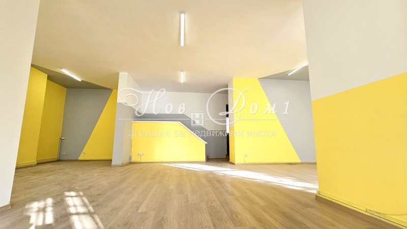 Til salg  Kontor Sofia , Borovo , 250 kvm | 29381176 - billede [3]