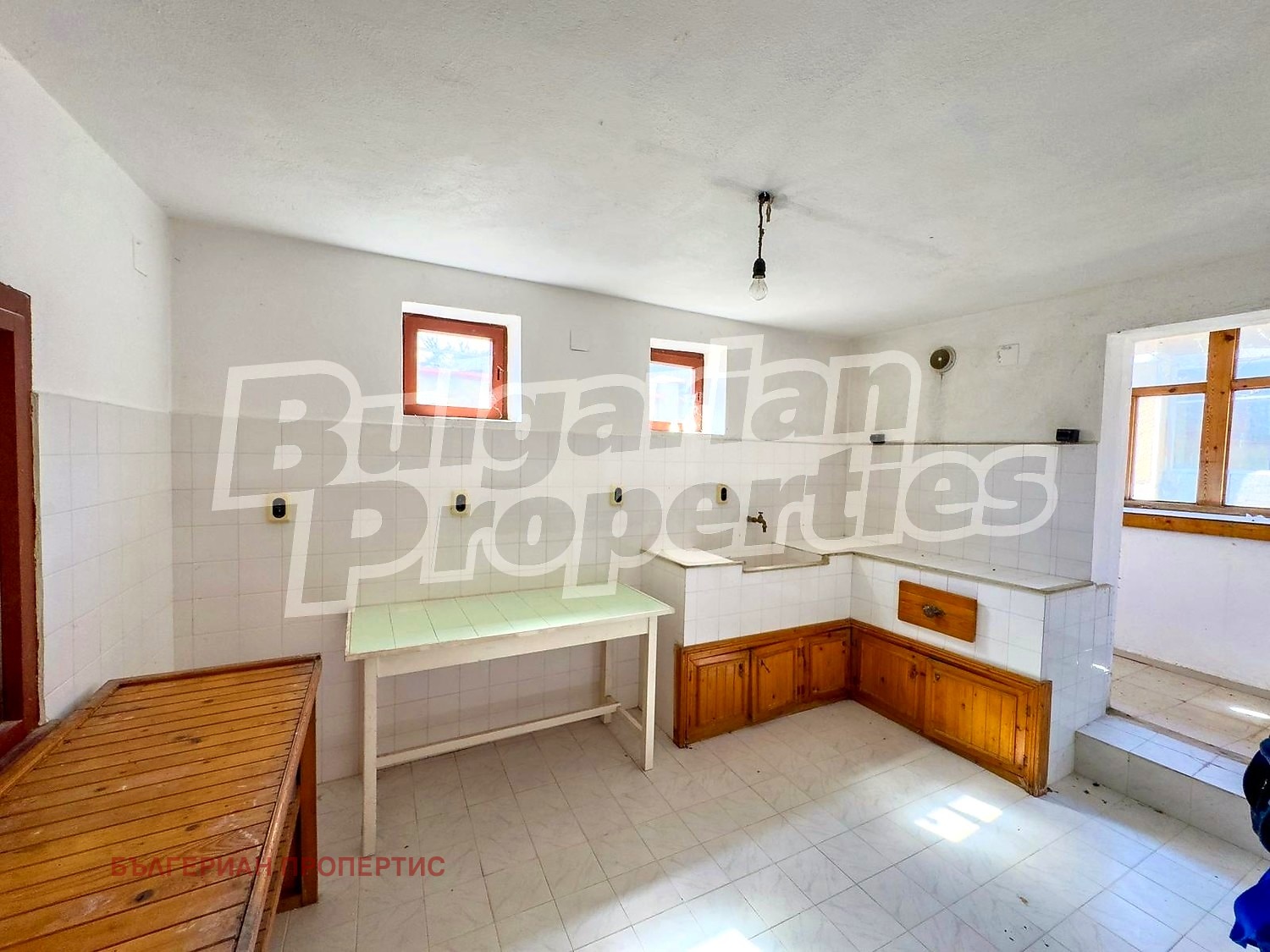 Продава КЪЩА, гр. Балчик, област Добрич, снимка 9 - Къщи - 54144707