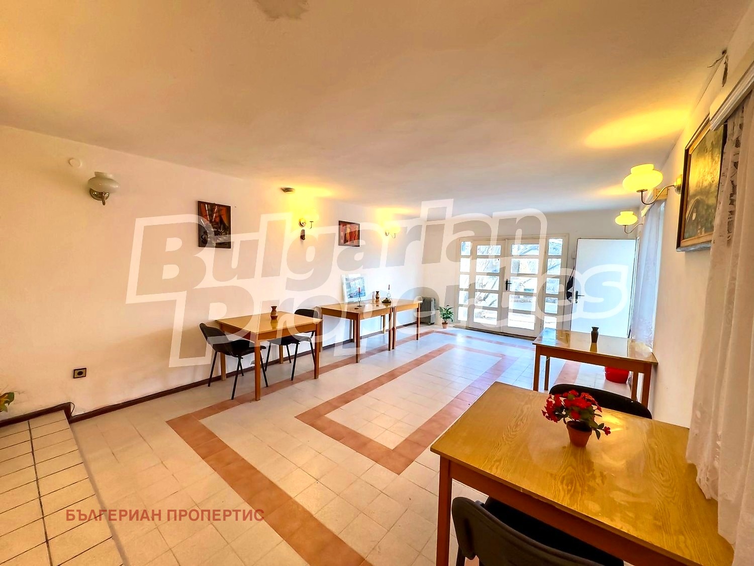 Продава КЪЩА, гр. Балчик, област Добрич, снимка 8 - Къщи - 54144707