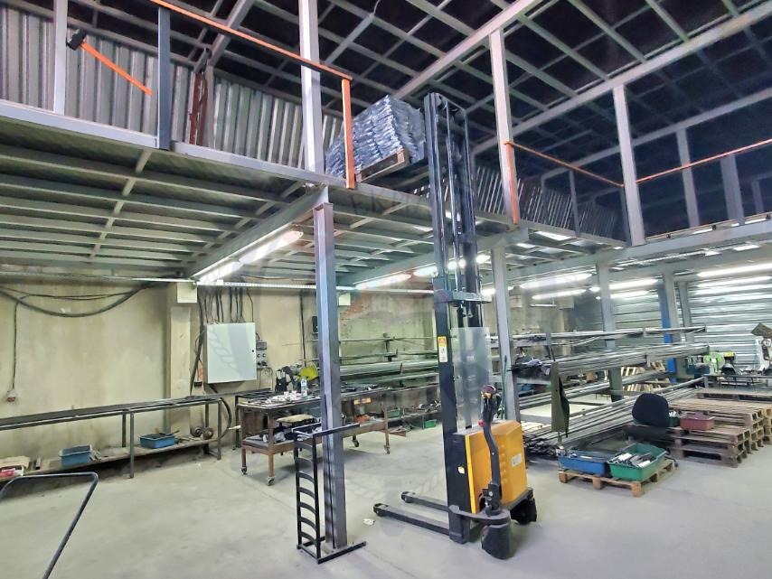 Продава ПРОМ. ПОМЕЩЕНИЕ, гр. Варна, Западна промишлена зона, снимка 3 - Производствени сгради - 55958872