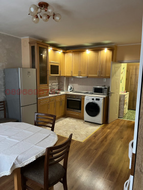 1 dormitorio Buzludzha, Veliko Tarnovo 1