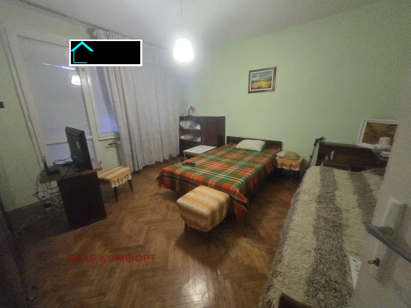 À venda  2 quartos Ruse , Alei Vazrajdane , 80 m² | 56557411 - imagem [2]