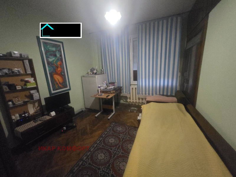 À venda  2 quartos Ruse , Alei Vazrajdane , 80 m² | 56557411