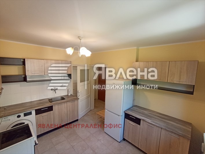 Продава 4-СТАЕН, гр. София, Център, снимка 4 - Апартаменти - 54297537