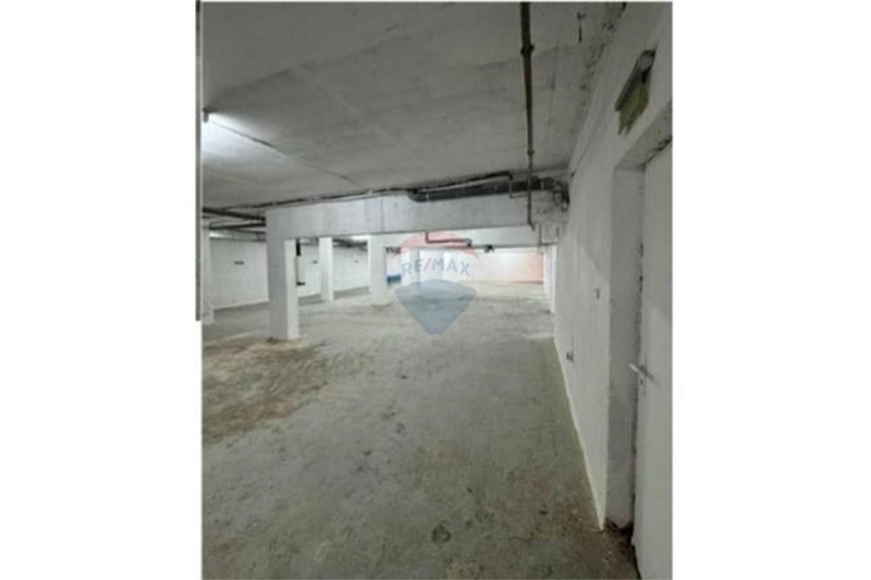 Продава ГАРАЖ, ПАРКОМЯСТО, гр. Варна, Христо Ботев, снимка 2 - Гаражи и паркоместа - 53108753