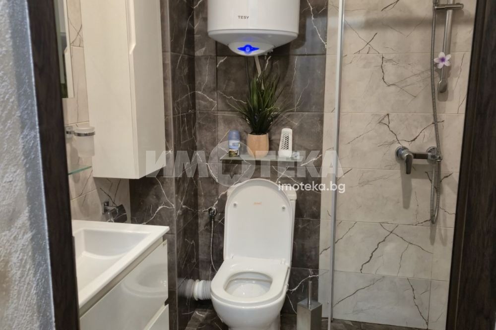 Продава 2-СТАЕН, гр. Варна, Зимно кино Тракия, снимка 4 - Апартаменти - 54746962