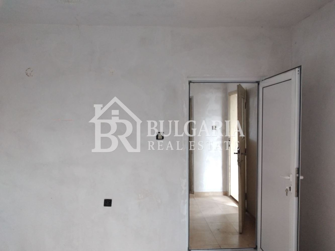 Продава КЪЩА, с. Ясен, област Плевен, снимка 5 - Къщи - 54643355