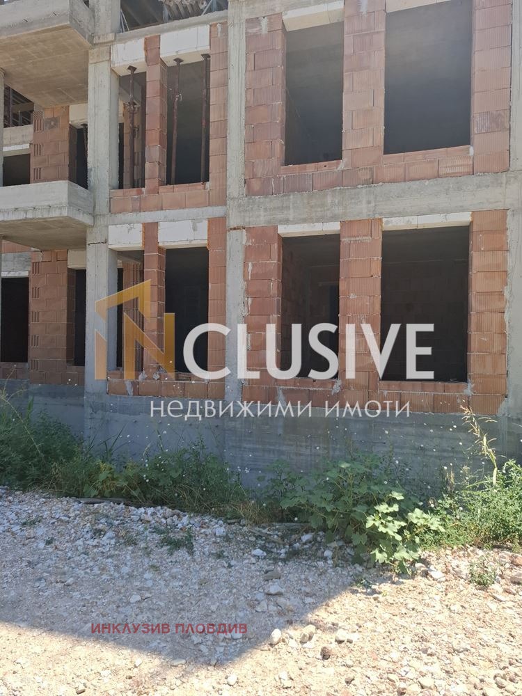 Продава  2-стаен град Пловдив , Остромила , 80 кв.м | 69927676