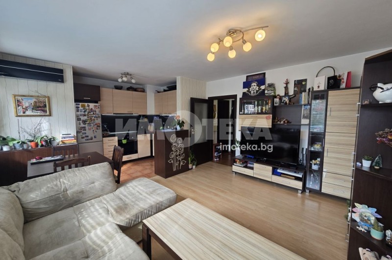 À vendre  1 chambre Sofia , Ovtcha koupel , 69 m² | 49694569