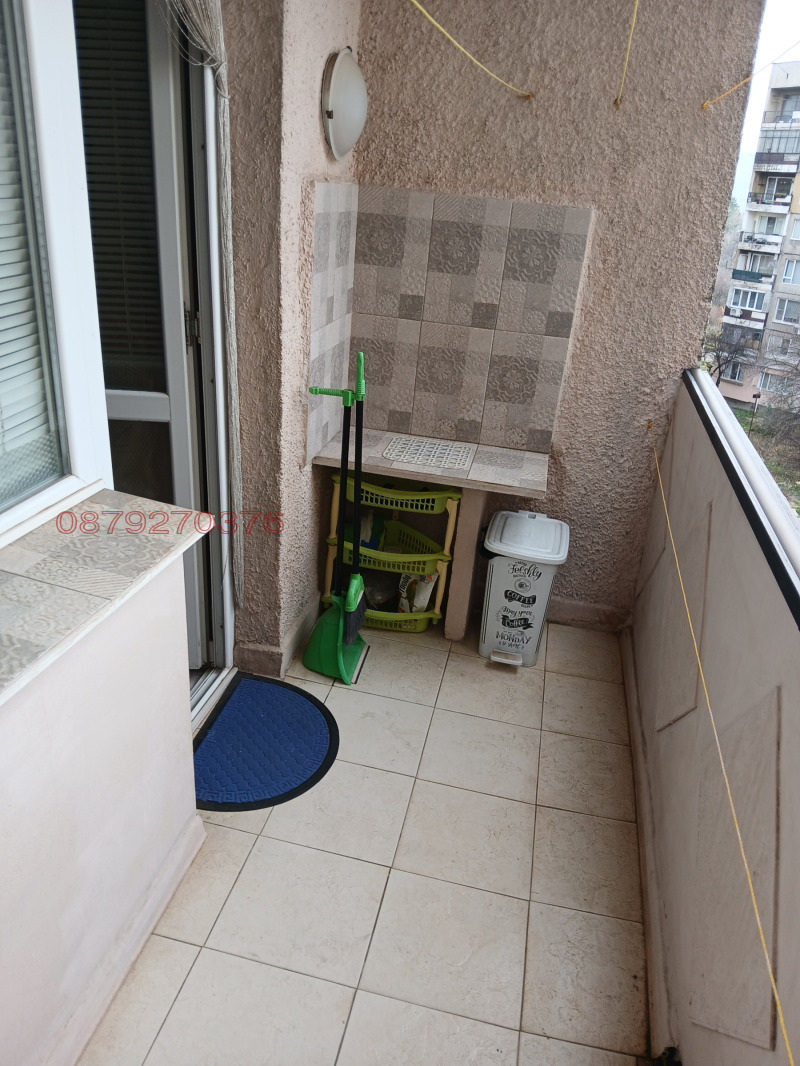 Продава 3-СТАЕН, гр. Радомир, област Перник, снимка 7 - Апартаменти - 52784314