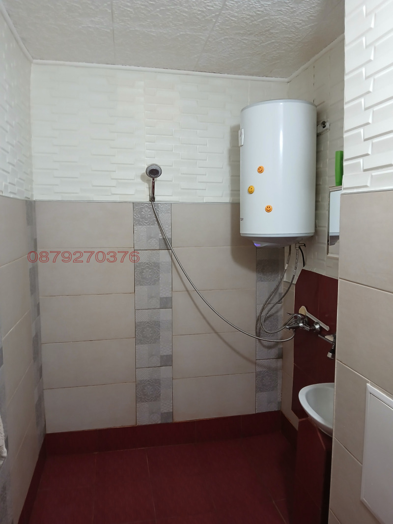 Продава 3-СТАЕН, гр. Радомир, област Перник, снимка 4 - Апартаменти - 52784314