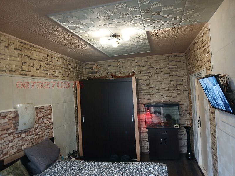 Продава 3-СТАЕН, гр. Радомир, област Перник, снимка 2 - Апартаменти - 52784314