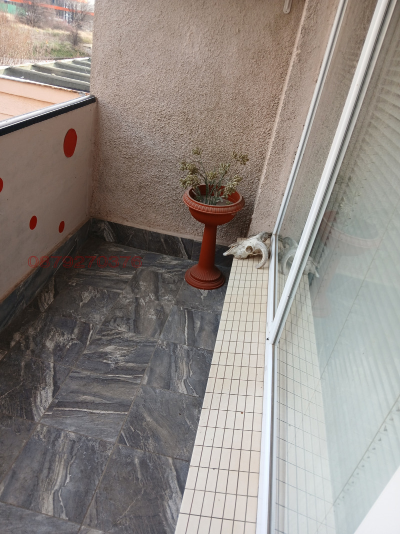 Продава 3-СТАЕН, гр. Радомир, област Перник, снимка 8 - Апартаменти - 52784314