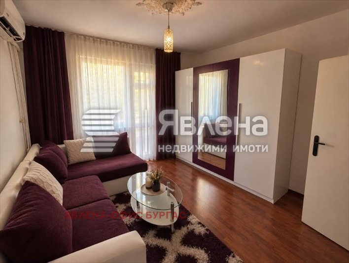 Продава 3-СТАЕН, гр. Бургас, Възраждане