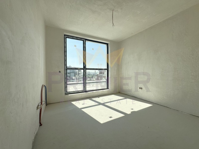 Na prodej  3 ložnice Sofia , Poligona , 224 m2 | 57385272 - obraz [5]