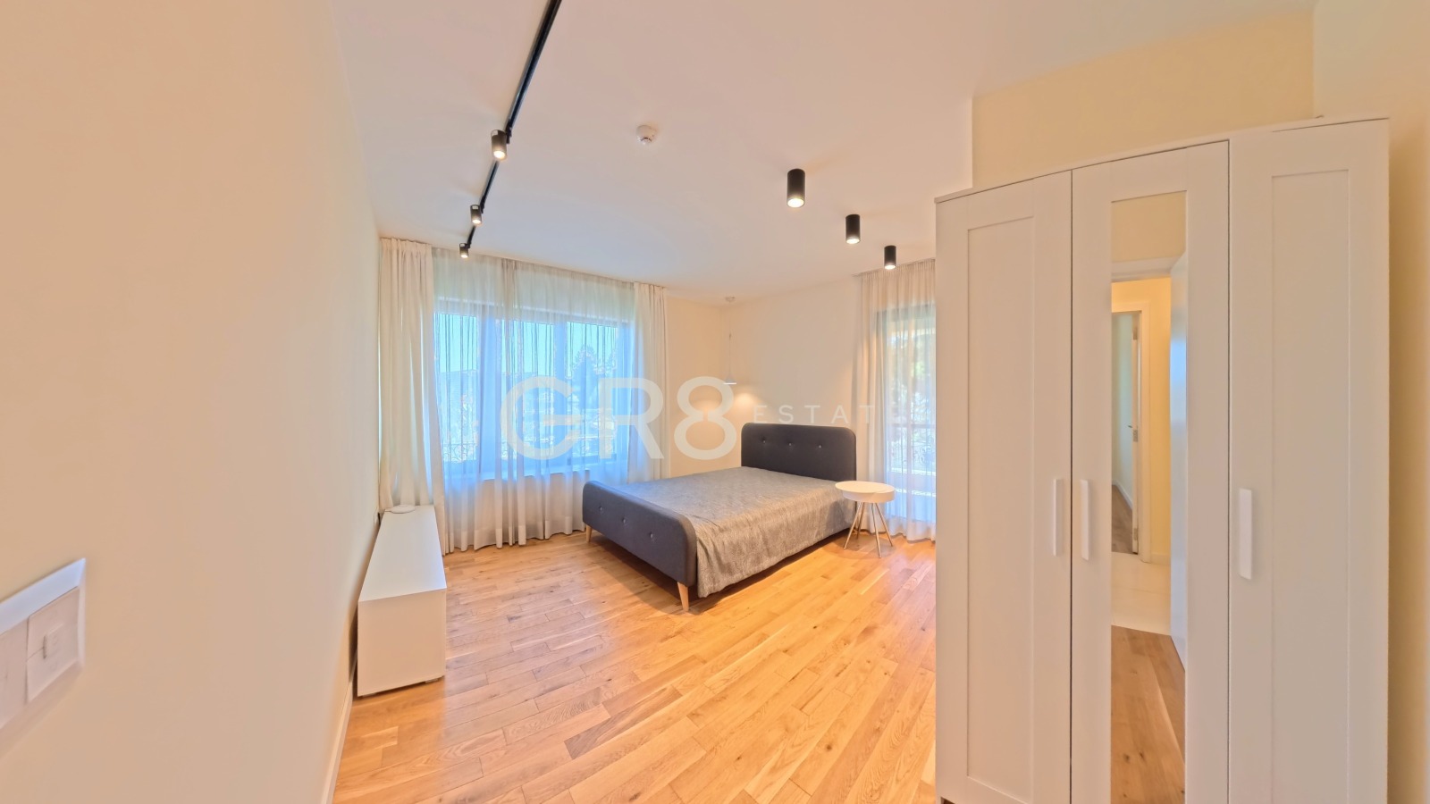 Продава КЪЩА, гр. София, м-т Детски град, снимка 11 - Къщи - 54341592