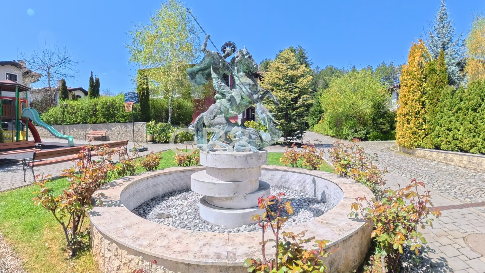 Продава КЪЩА, гр. София, м-т Детски град, снимка 15 - Къщи - 54341592