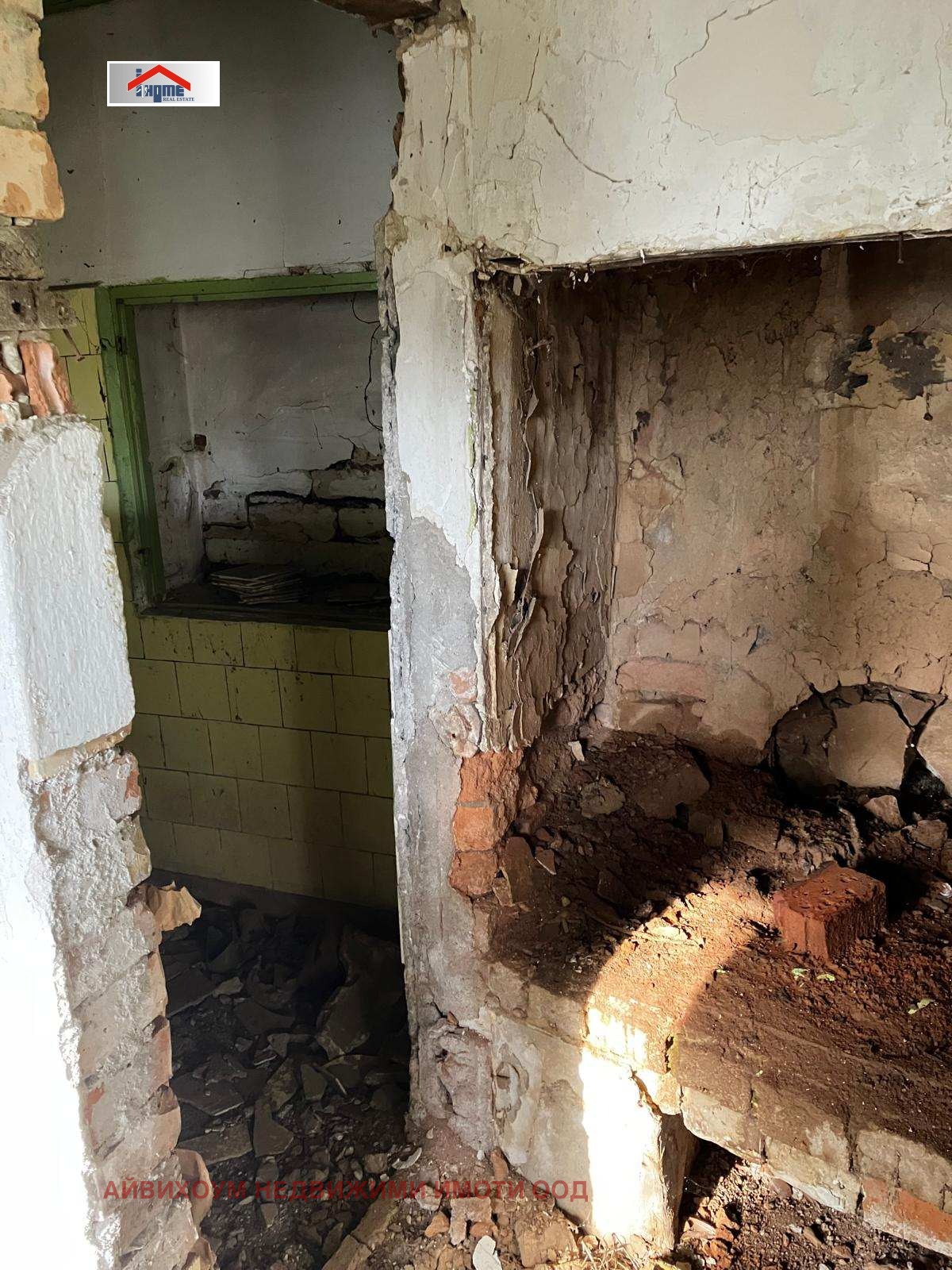 Продава КЪЩА, с. Изгрев, област Плевен, снимка 14 - Къщи - 54351572