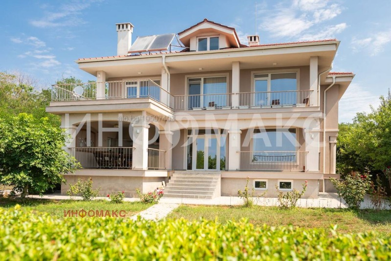Продава КЪЩА в град Бургас, Сарафово - 543 кв.м / 1 160 000 € » 2 268 762.80 лв., ИНФОМАКС