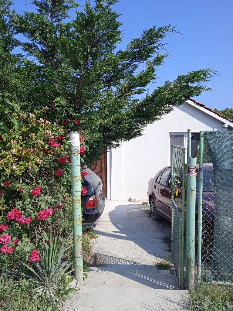 Продава КЪЩА, гр. Варна, м-т Добрева чешма, снимка 5 - Къщи - 53924053