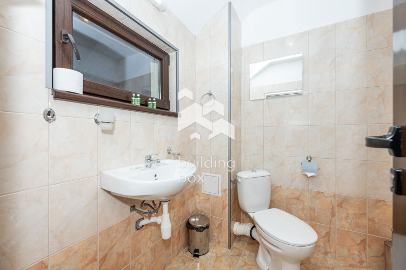 Продава ХОТЕЛ, гр. Батак, област Пазарджик, снимка 10 - Хотели - 53244912