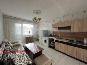 1 chambre Parc Nord, Dobritch 2