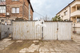 Andar da casa Stamboliiski, região Plovdiv 13