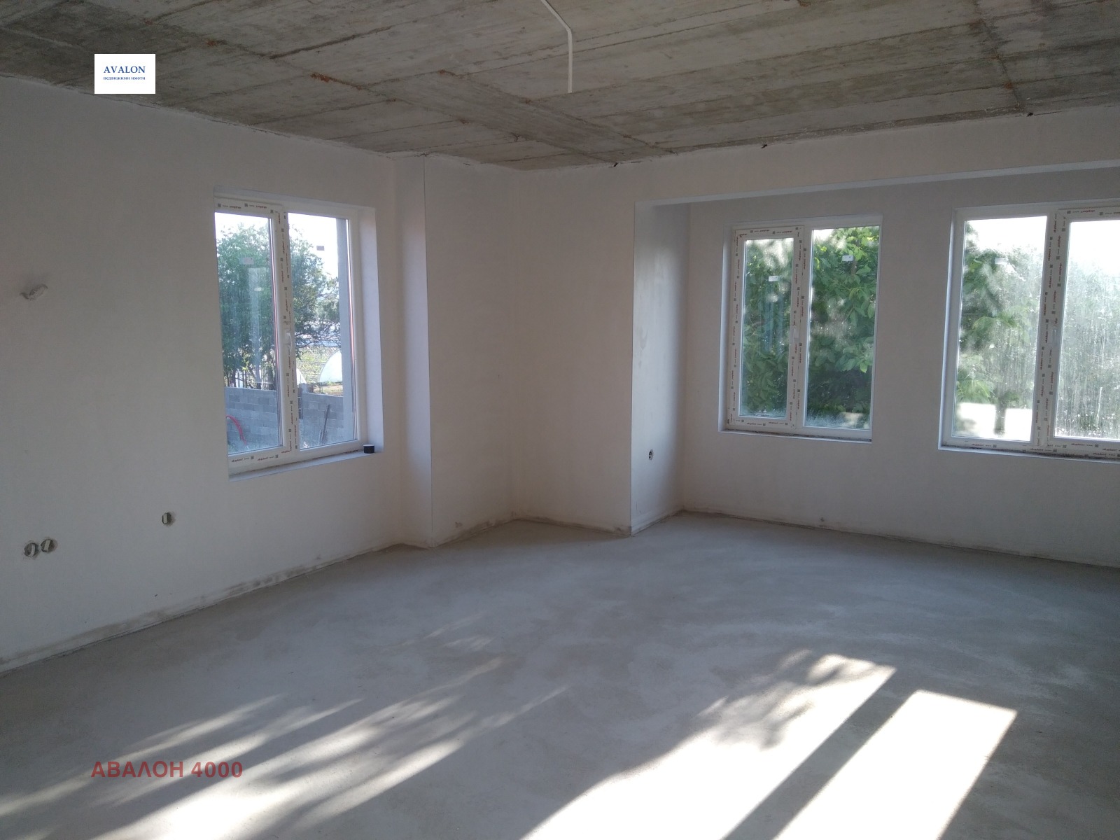 Продава 3-СТАЕН, гр. Пловдив, Южен, снимка 2 - Апартаменти - 54537597