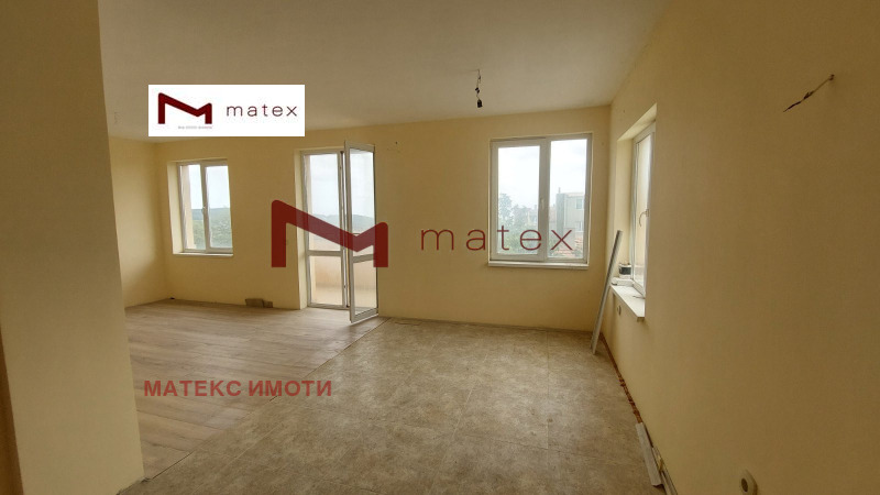 À venda  2 quartos Varna , Vinica , 74 m² | 34565468