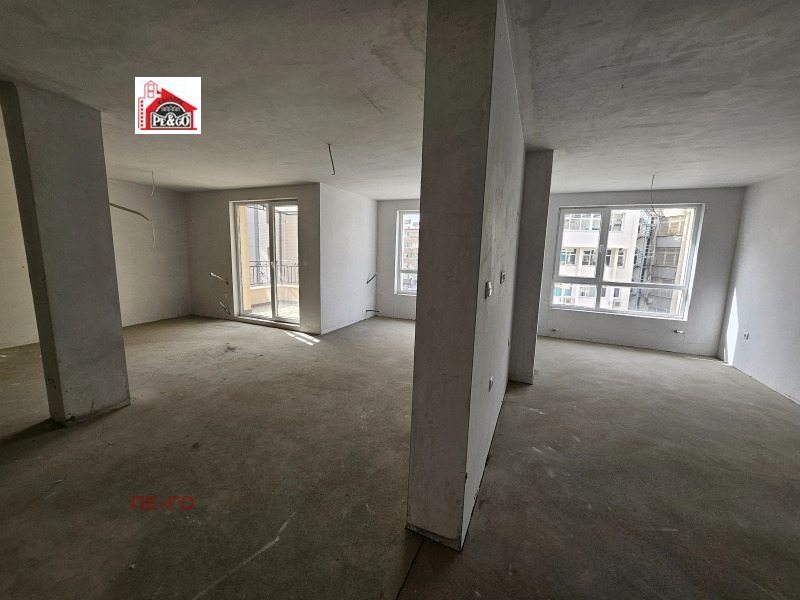 In vendita  2 camere da letto Pazardgik , Idealen tsentar , 151 mq | 12659183 - Immagine [2]