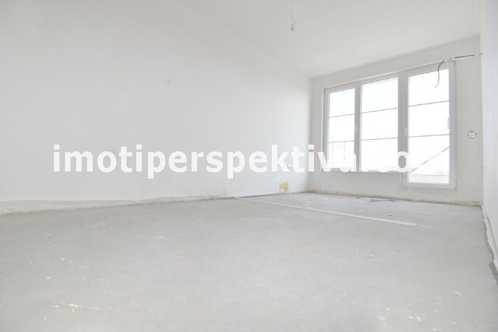 Продава 3-СТАЕН, гр. Пловдив, Кючук Париж, снимка 2 - Апартаменти - 55377812