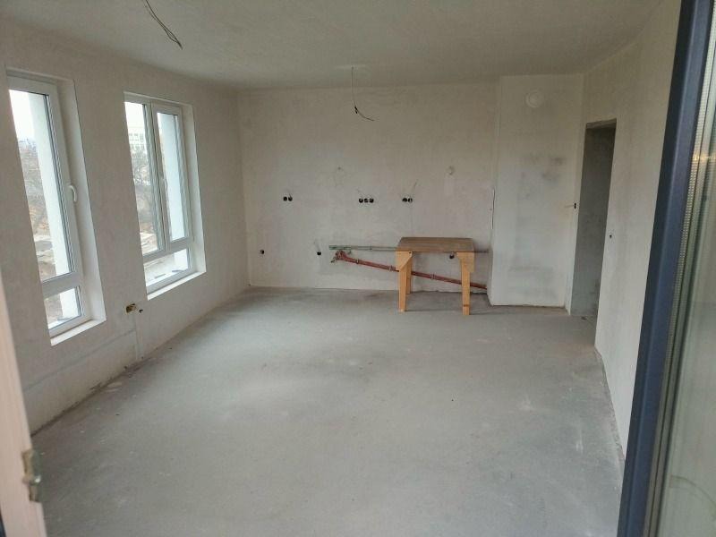 Продава МНОГОСТАЕН, гр. София, Дружба 1