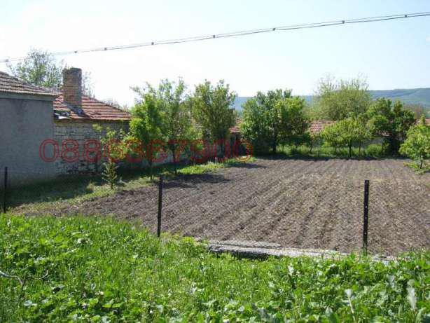 Продава КЪЩА, с. Златина, област Варна, снимка 3 - Къщи - 52782048
