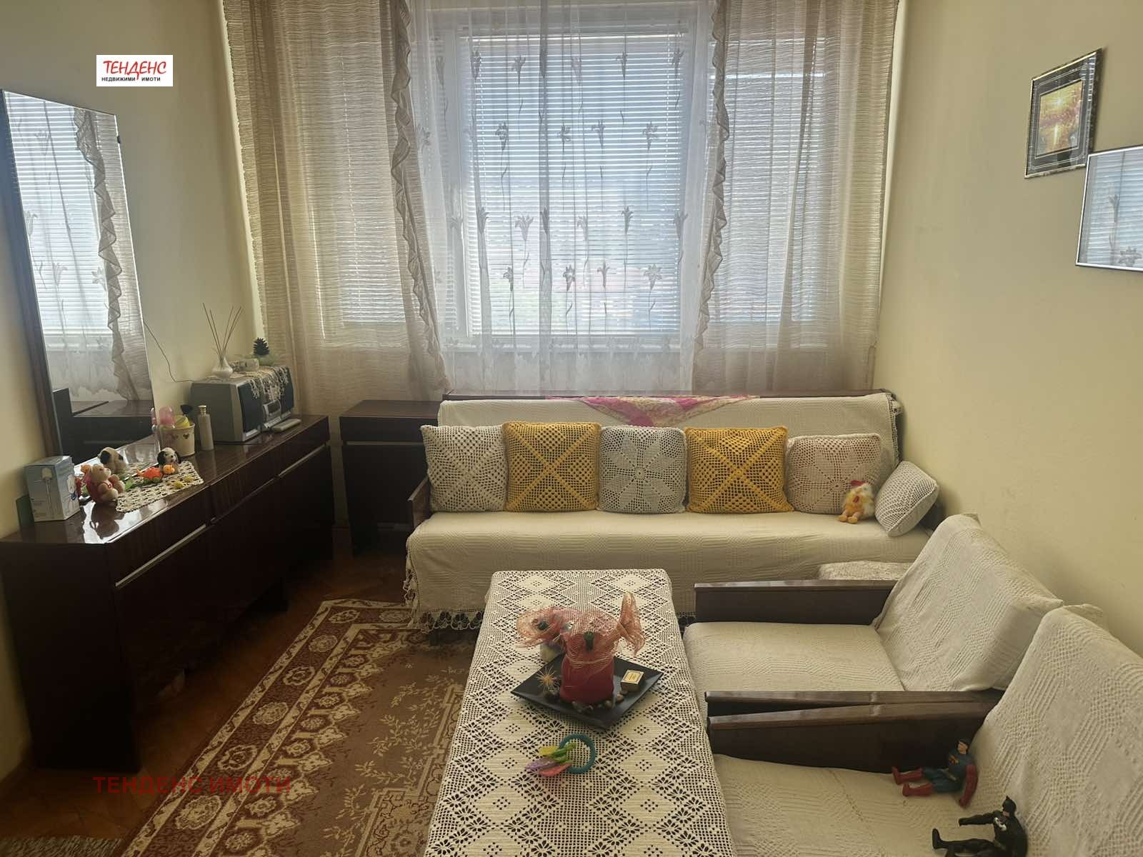 Продава 2-СТАЕН, гр. Кърджали, Център, снимка 8 - Апартаменти - 51588983