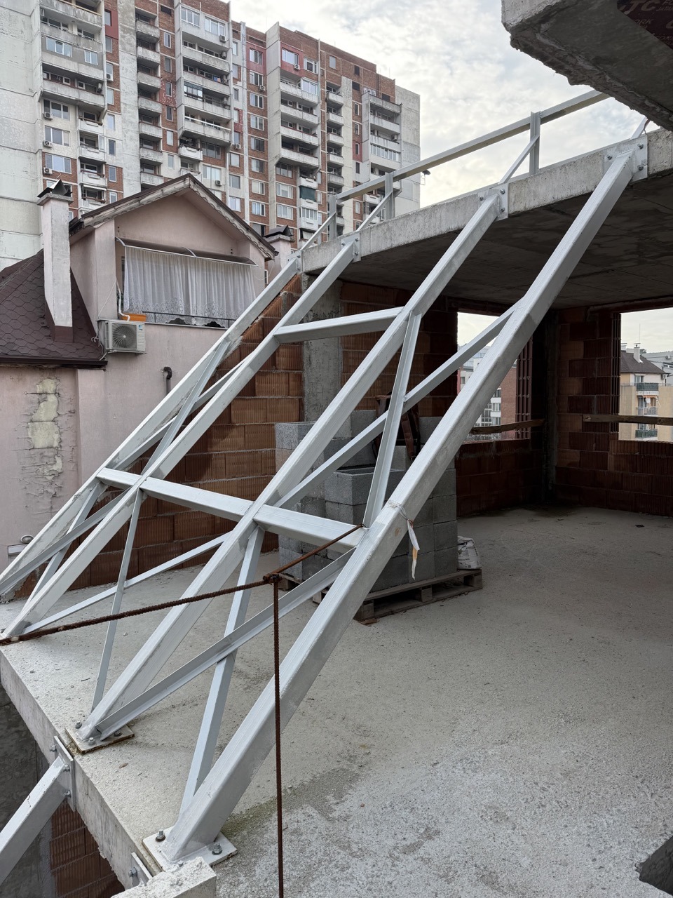 Продава 4-СТАЕН, гр. София, Зона Б-19, снимка 3 - Апартаменти - 53873918