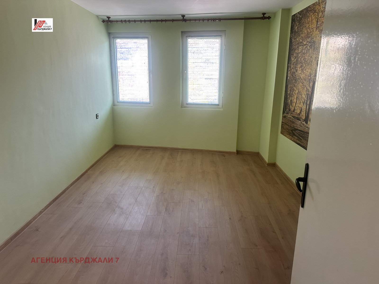 Продава МНОГОСТАЕН, гр. Кърджали, Център, снимка 12 - Апартаменти - 54404988