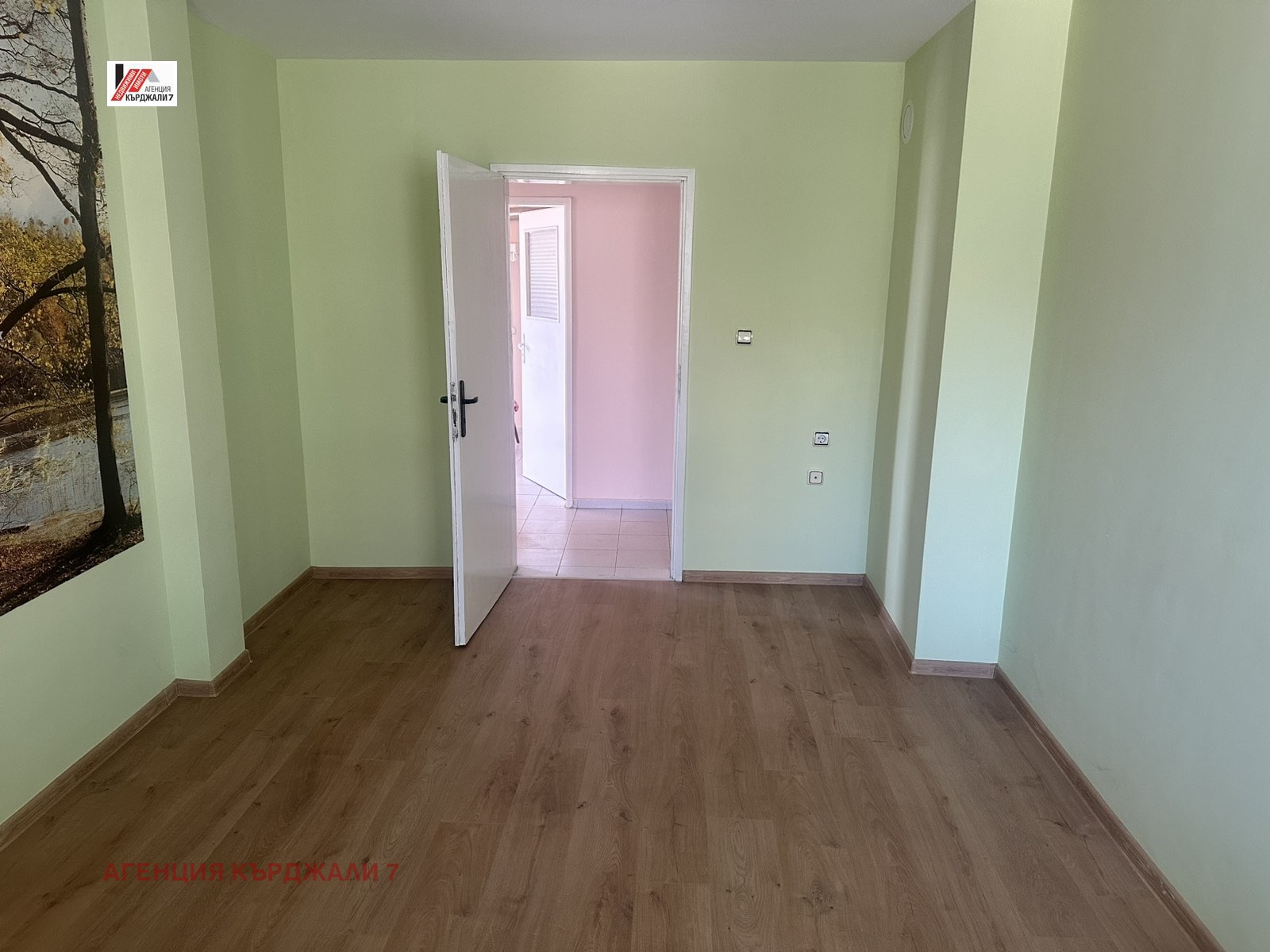 Продава МНОГОСТАЕН, гр. Кърджали, Център, снимка 13 - Апартаменти - 54404988