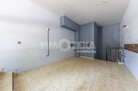 Comercio Gratska majala, Varna