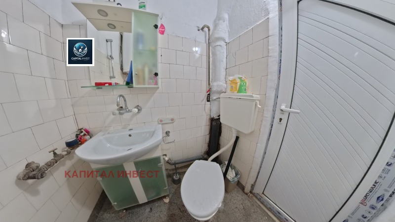 Продава  2-стаен град Разград , Център , 50 кв.м | 50762506 - изображение [7]
